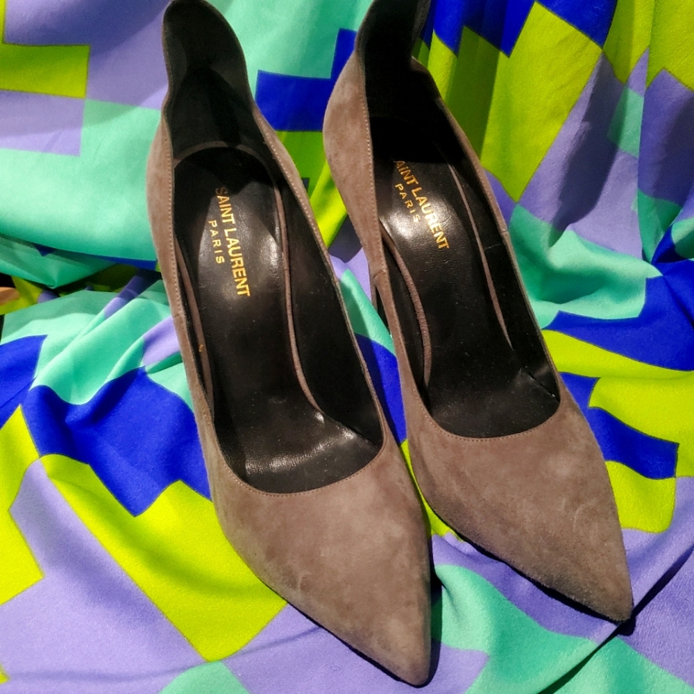 Saint Laurent Paris Pumps